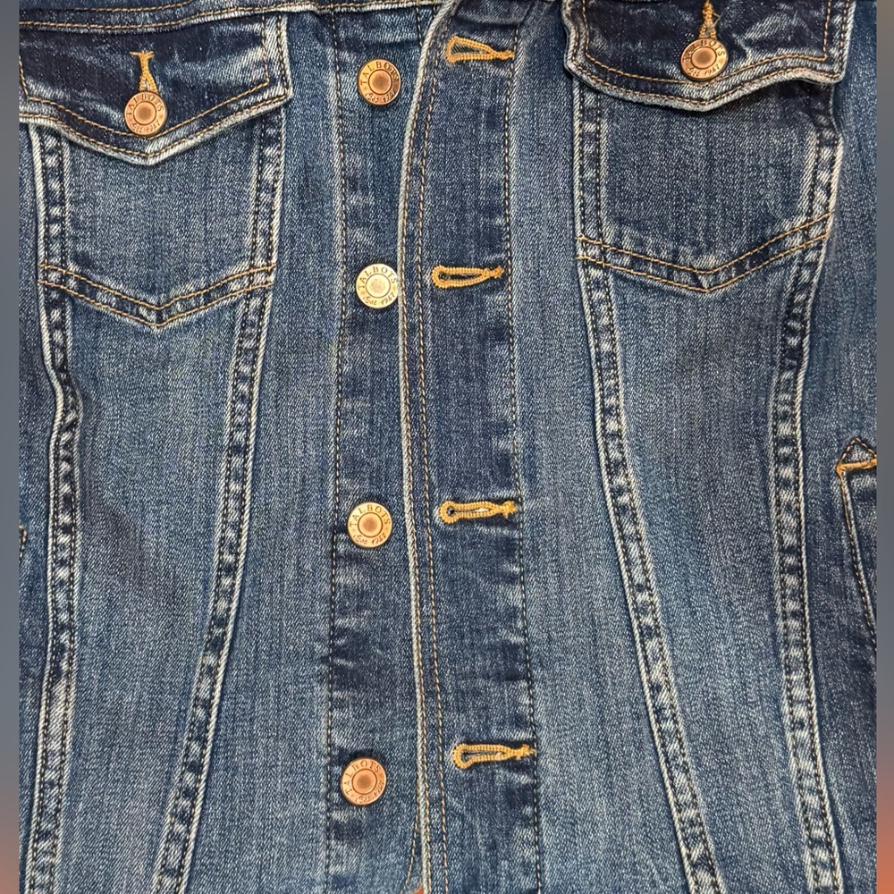 Talbots Classic Denim Jacket Dark Wash Button Front Cotton Stretch Size S - Picture 3 of 9
